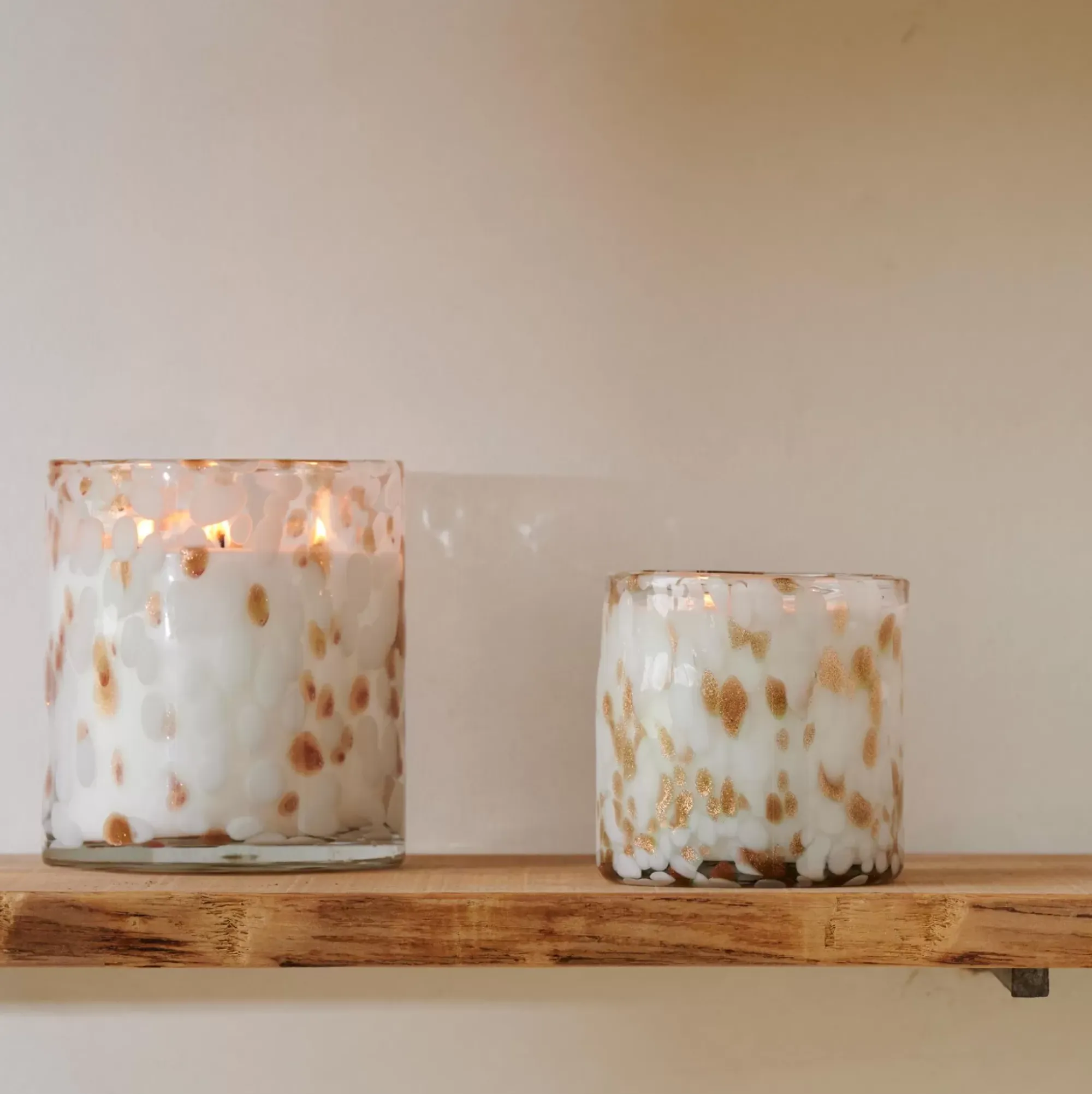 CASA Velas|Escape World Of Goa Vela Perfumada Blanco, Dorado, Multicolor