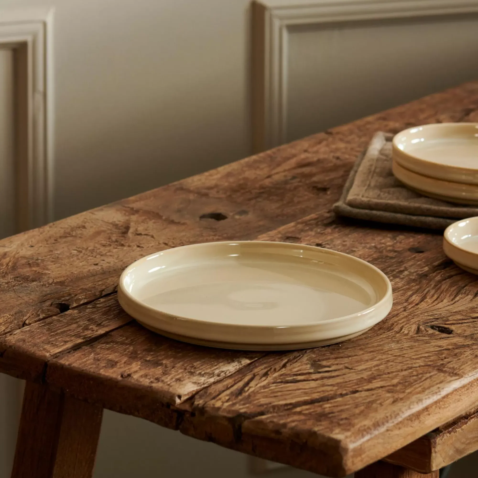 CASA Platos|Mineral Sand Plato Beis